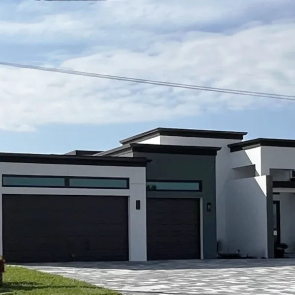 Flat roof home
